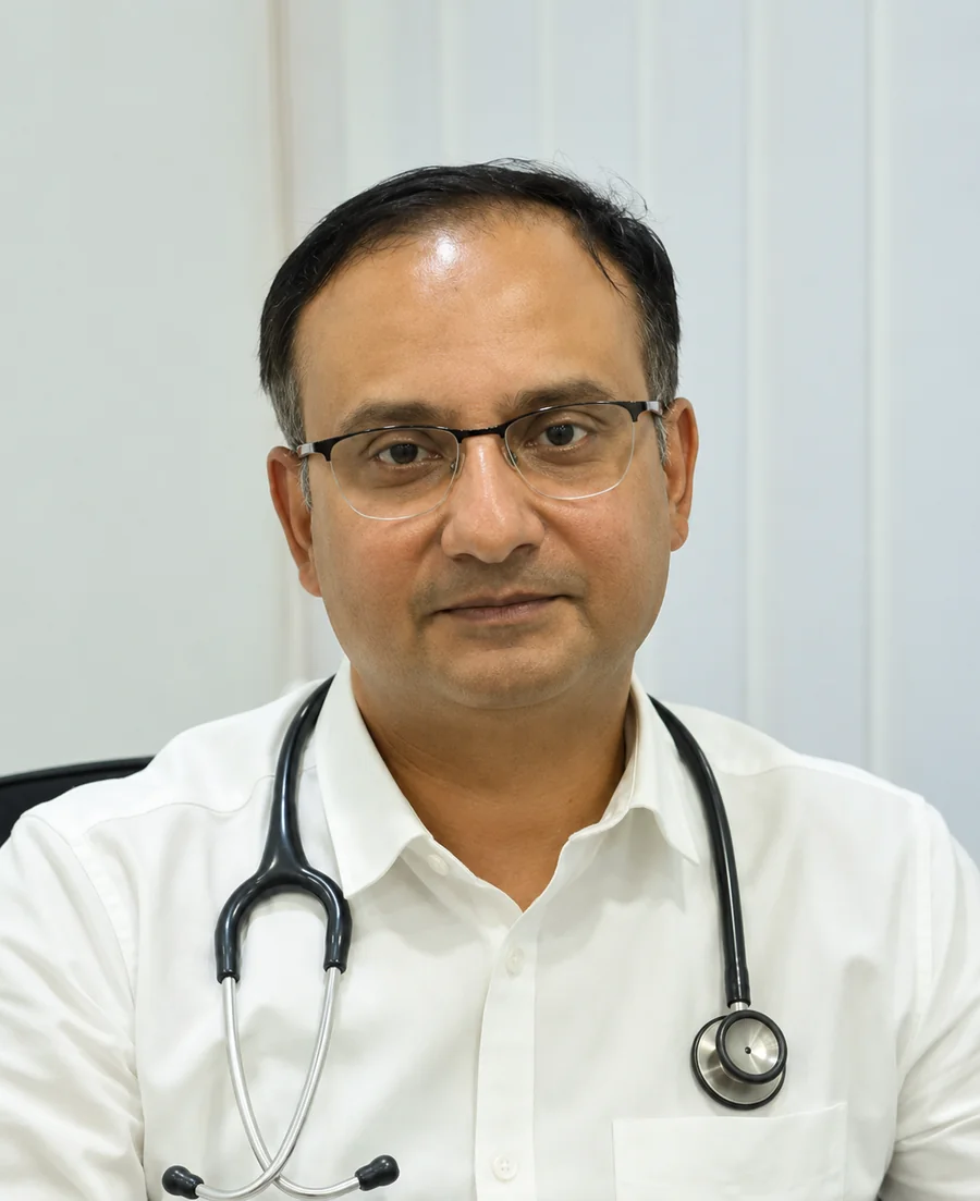 Dr. Kushal Nag, Consulting Orthopedic Surgeon at CuraFoot